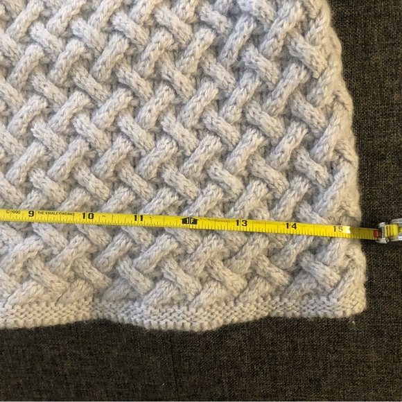 Aran Sweater Market 100% virgin wool sweater. - Picture 3 of 3